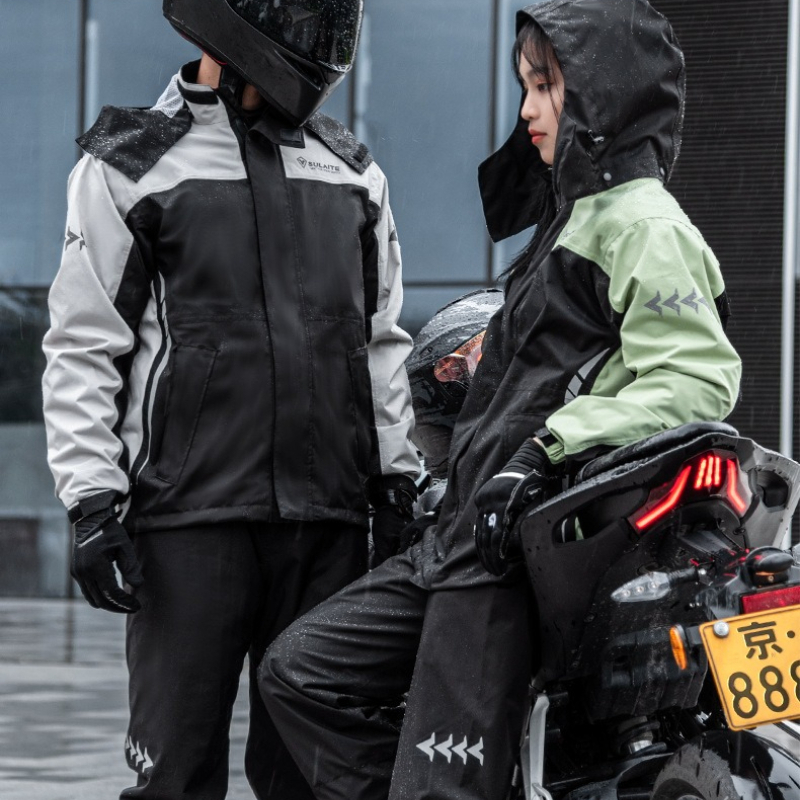 Ensemble de vêtements de pluie - Cycling Commute Jacket avis et prix